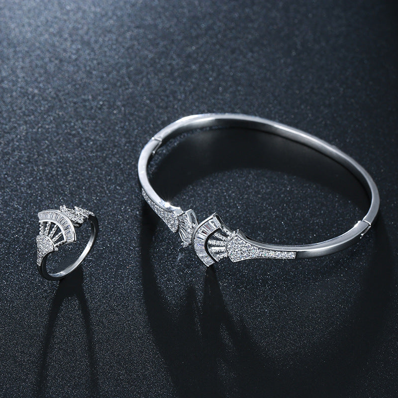 Elegant fan👗golden &silver bangle and ring set