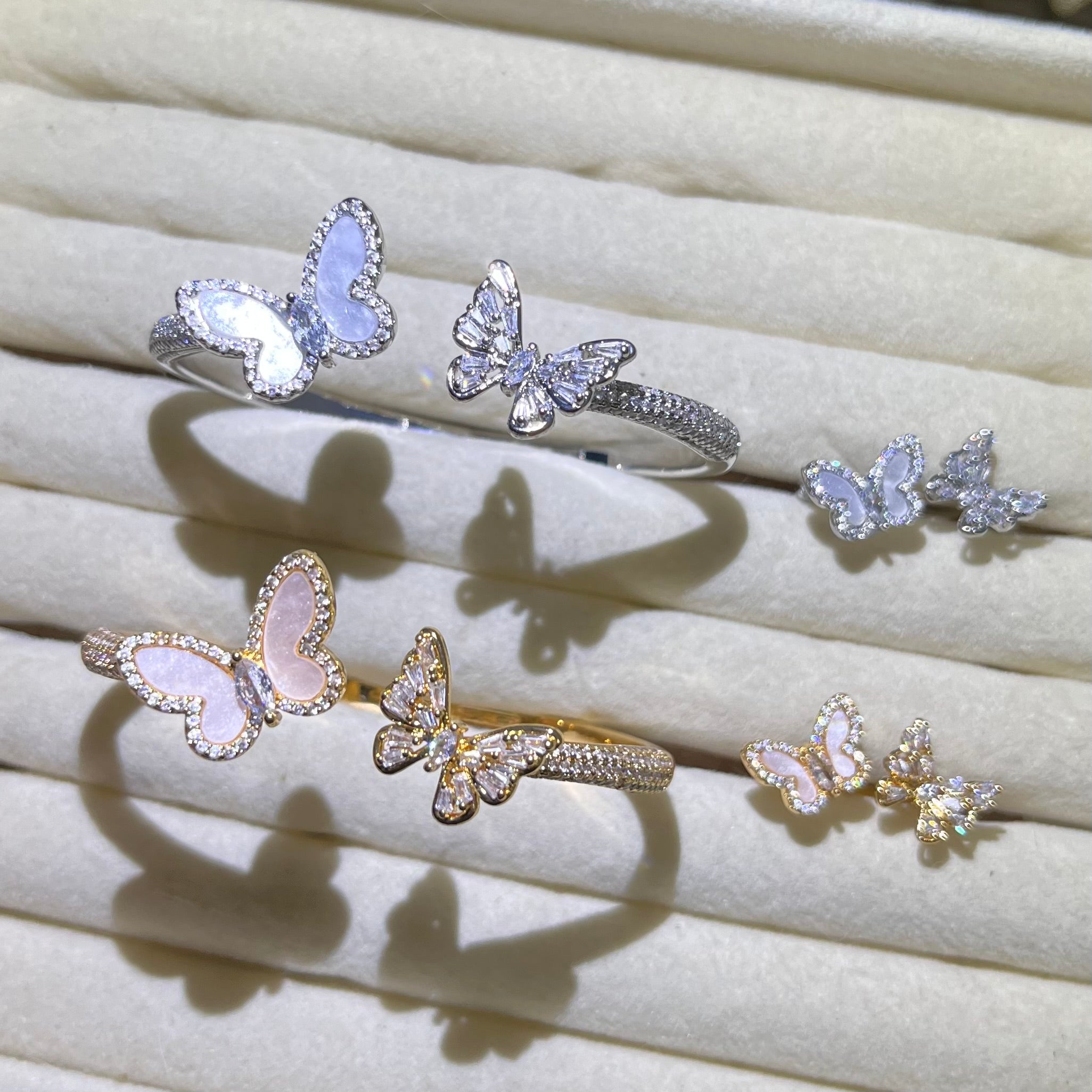 Shimmering Butterflies 🦋 Gold& Silver bangle and ring set