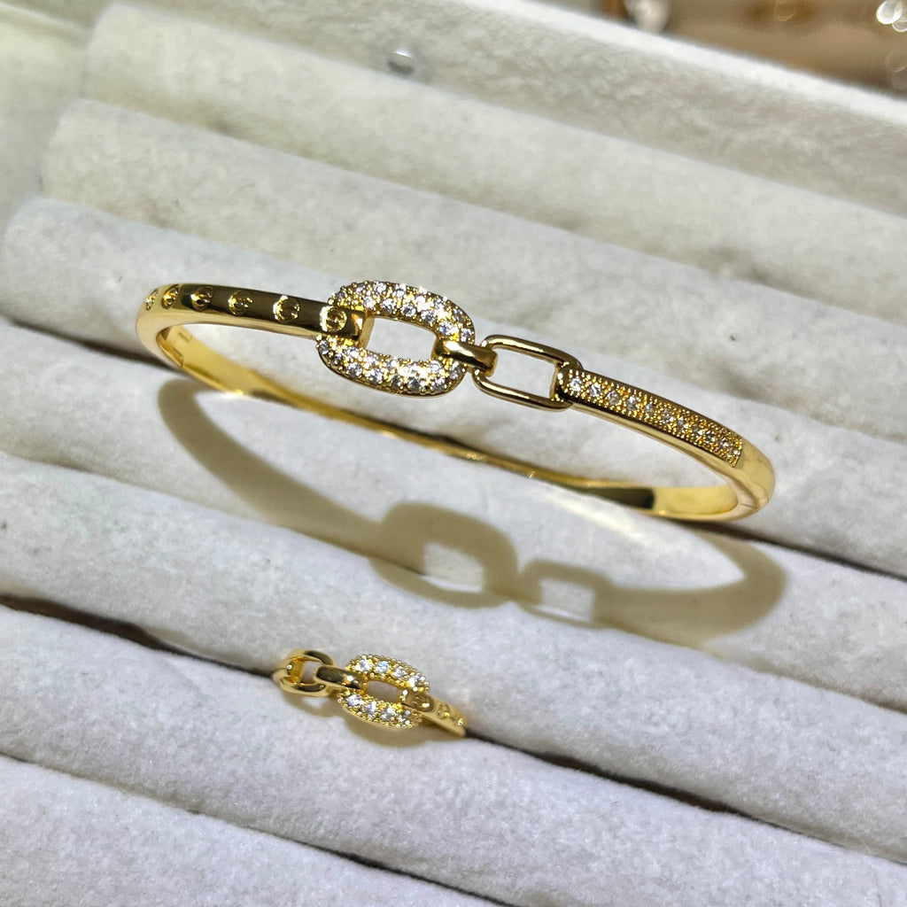 Timeless interlocking Lab grown Gemstone Gold & Silver bangle and ring set