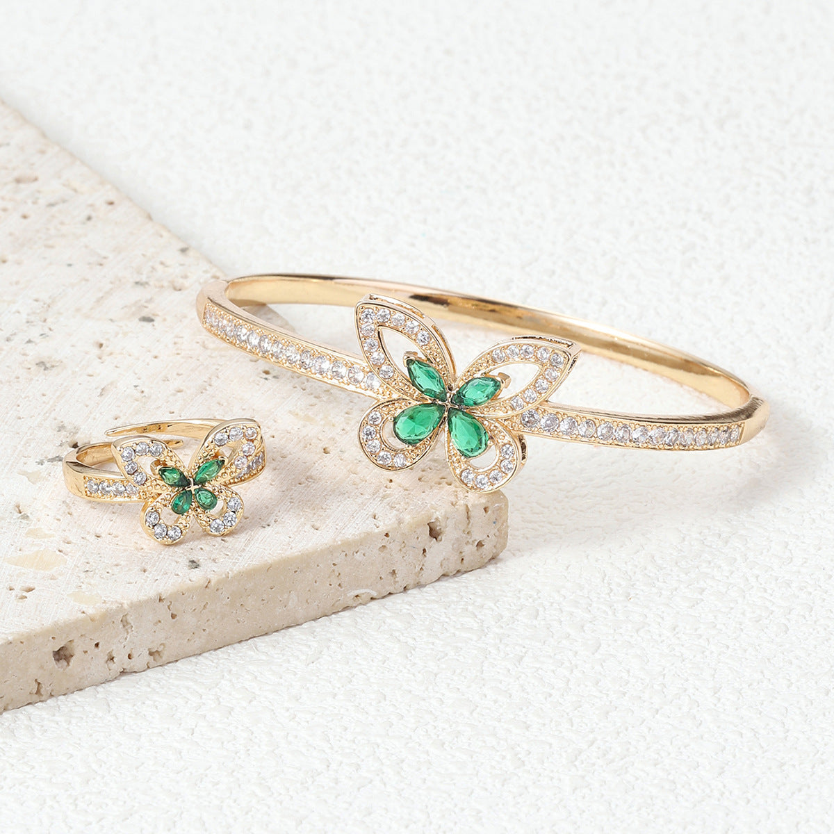 Green butterfly 🦋 Lab grown Emerald Golden& Silver bangle sand ring set