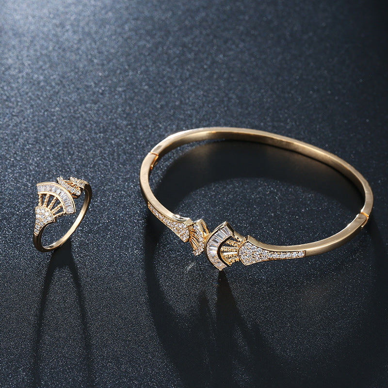 Elegant fan👗golden &silver bangle and ring set