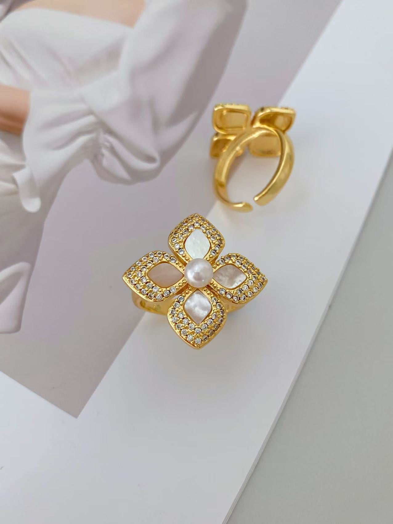 Flower Mother Pearl Lab Diamond Bangle and Ring set