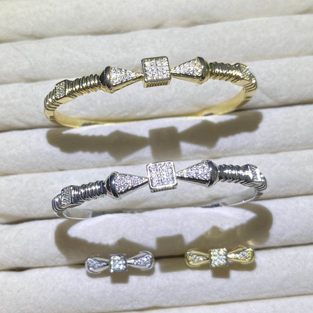 Rivet Spakle Golden &Silver bangle and ring set