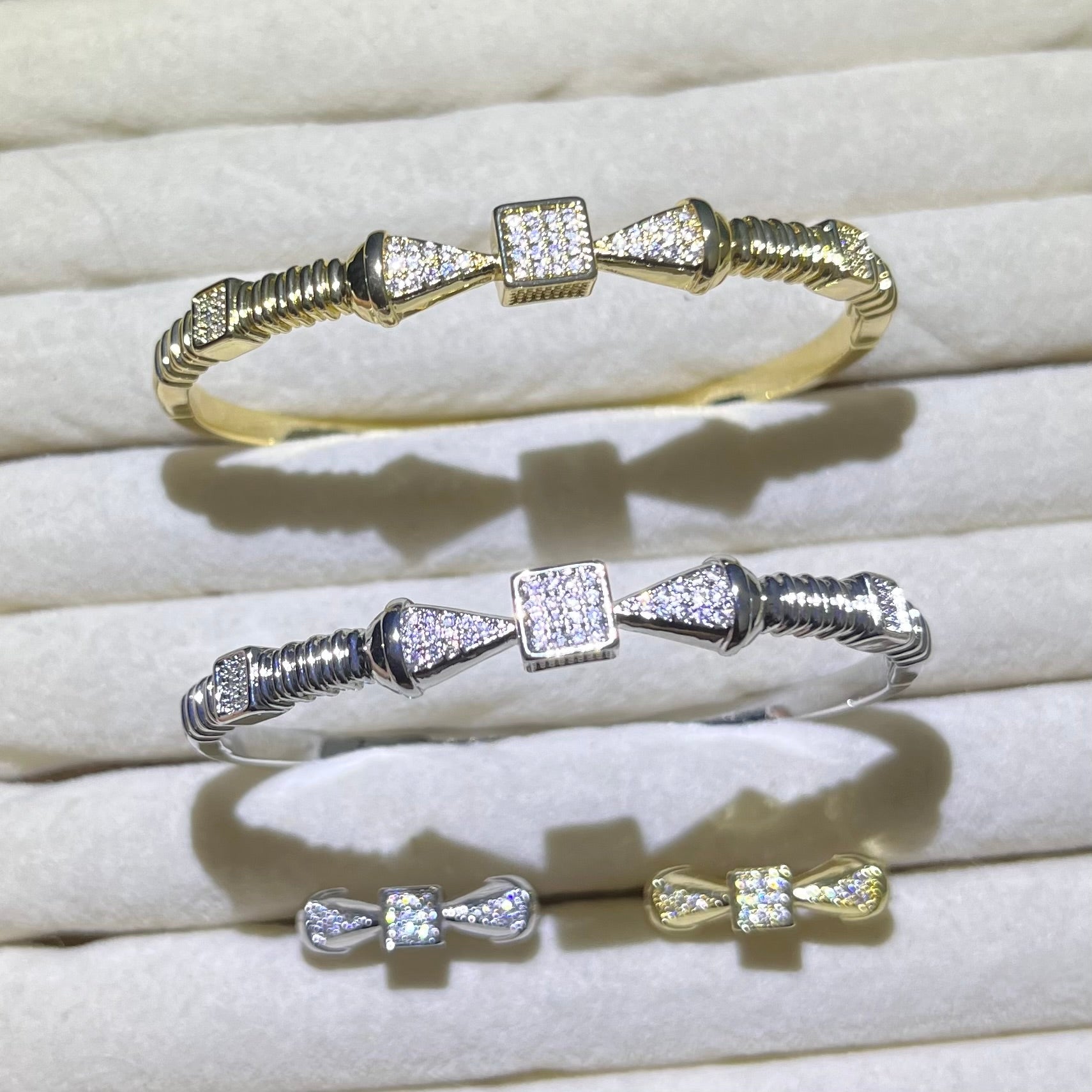Rivet Spakle Golden &Silver bangle and ring set