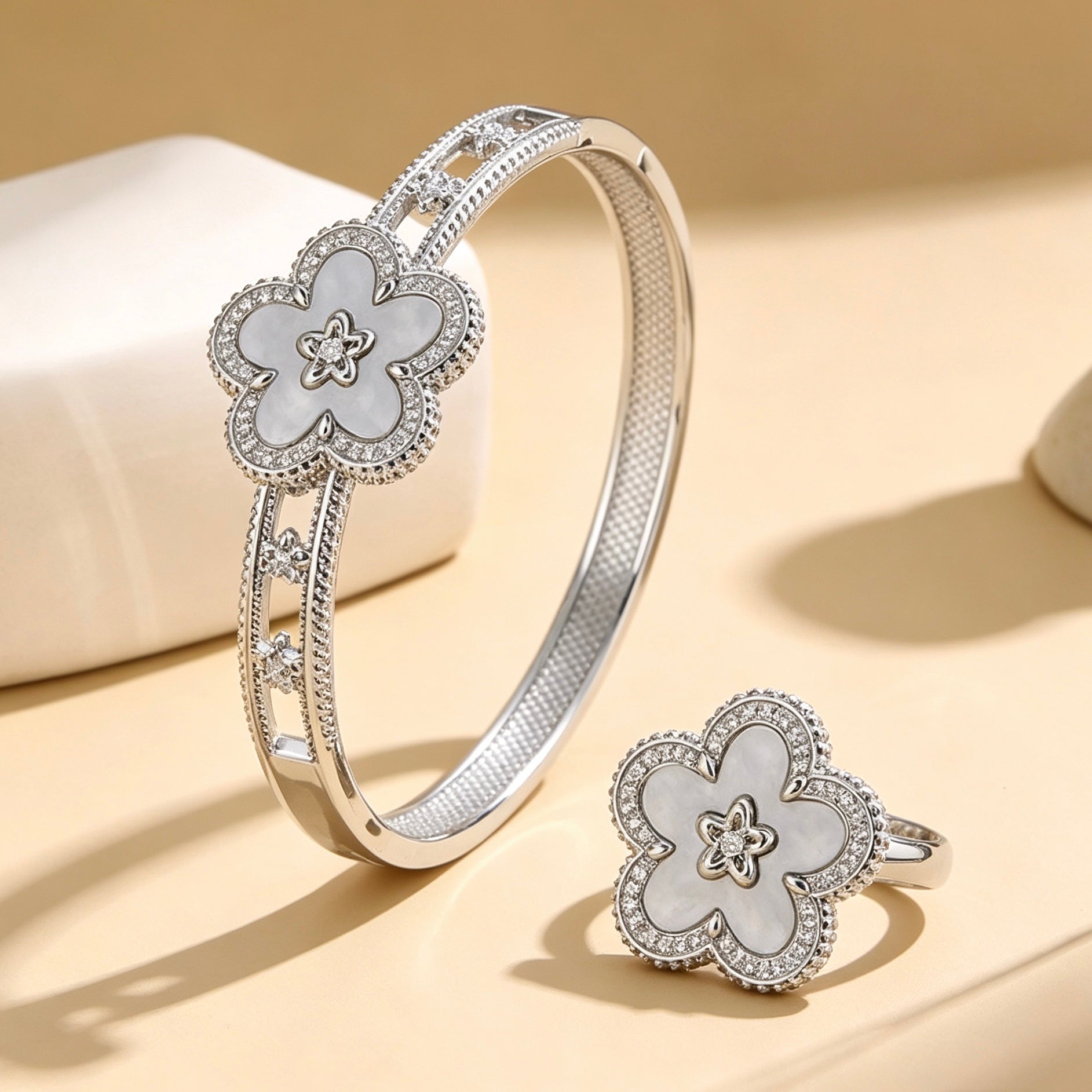 Forever Bloom🌸 Simulated Shell Golden& silver bangle and ring set