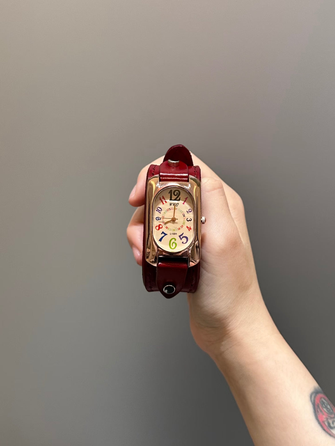 Vintage | Time Tunnel • Needle Can Walk
