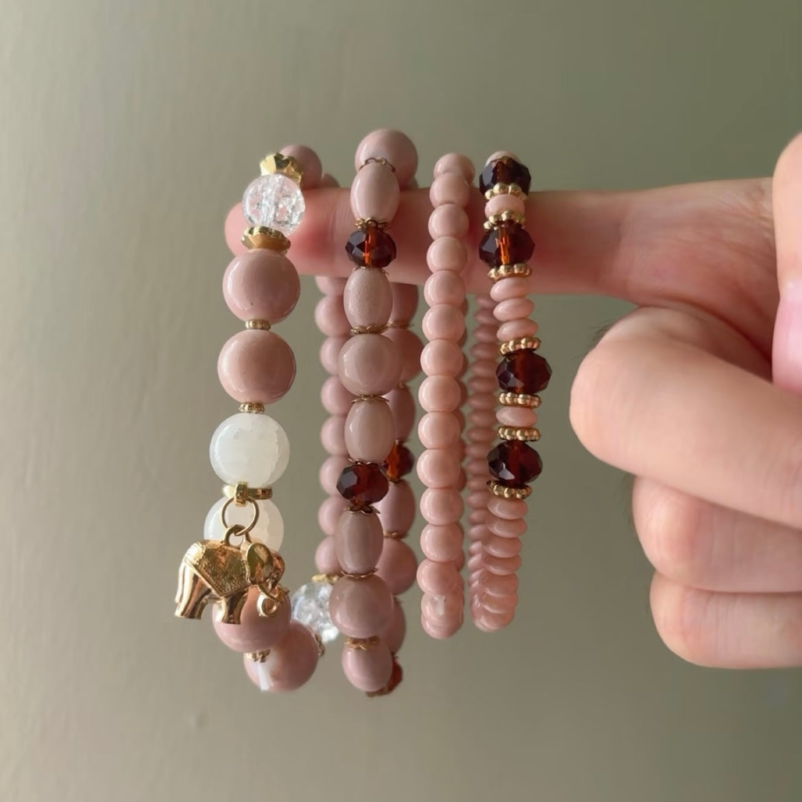 Vintage | Pink elephant 🐘 bracelet set