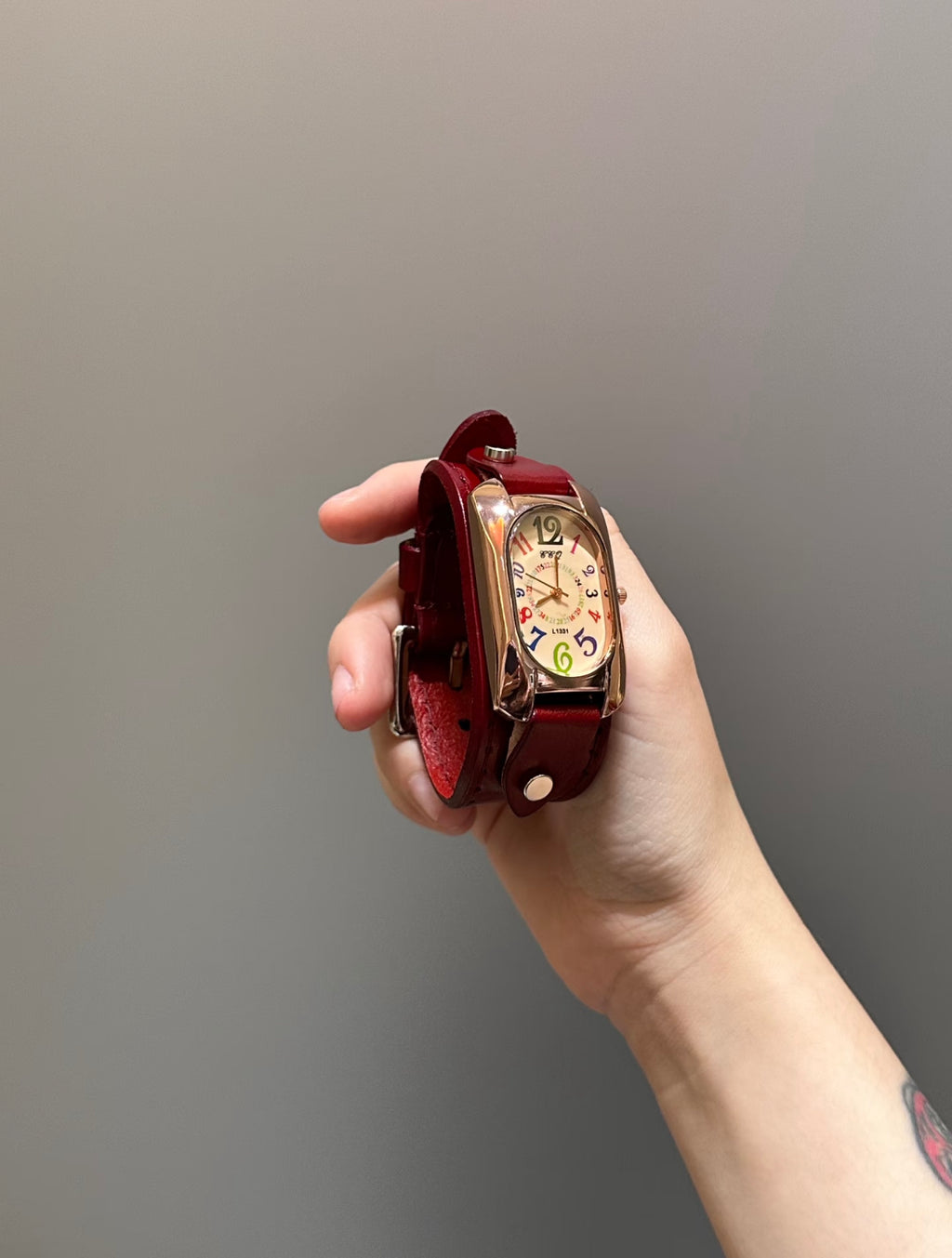 Vintage | Time Tunnel • Needle Can Walk
