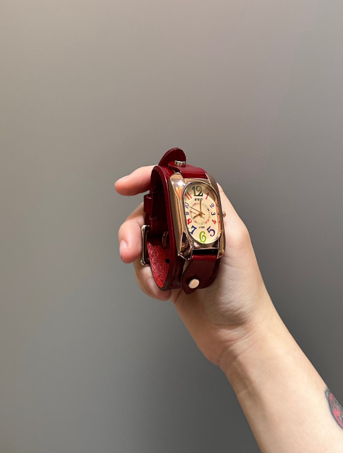 Vintage | Time Tunnel • Needle Can Walk